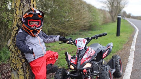 FunBikes Toxic 800w Black/Pink Kids Electric Mini Quad Bike V2