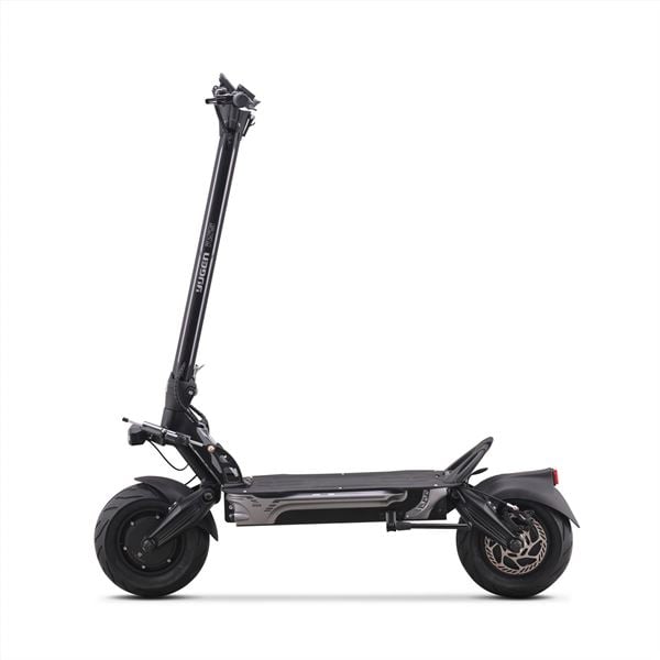 Yugen RS5 5600w 60v 30ah Li Twin Motor Super Size Electric Scooter 