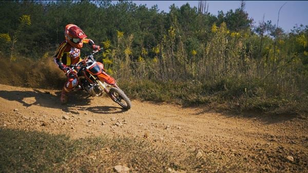 M2R Racing RF140 S2 140cc 14/12 82cm Red Pit Bike