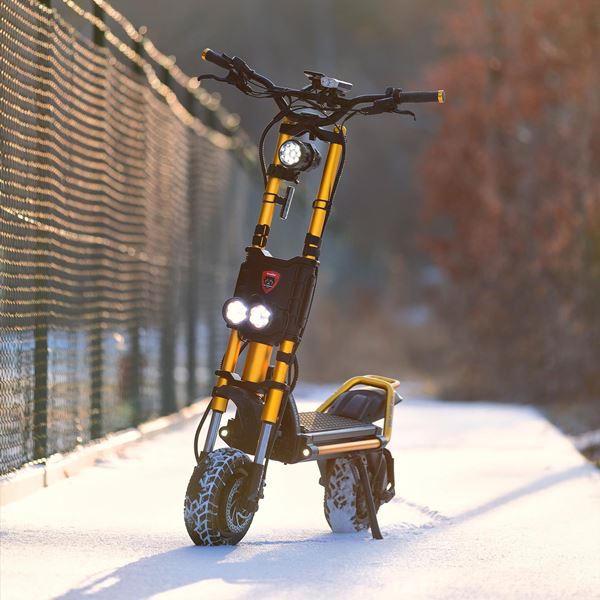 Kaabo Wolf King GTR 4000w 72v 35ah Li Black Twin Motor Electric Scooter (IPX5)