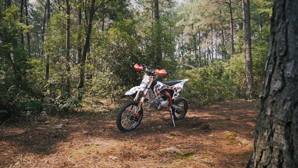 M2R RS-R 140 140cc 17/14 88cm Red/White Dirt Bike